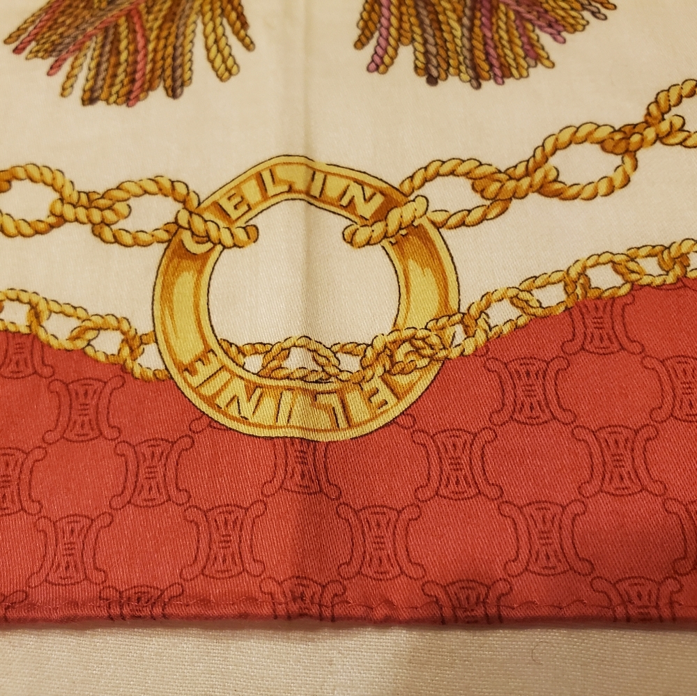 Celine soft cotton handkerchief 19"x 19" - Picture 5 of 9